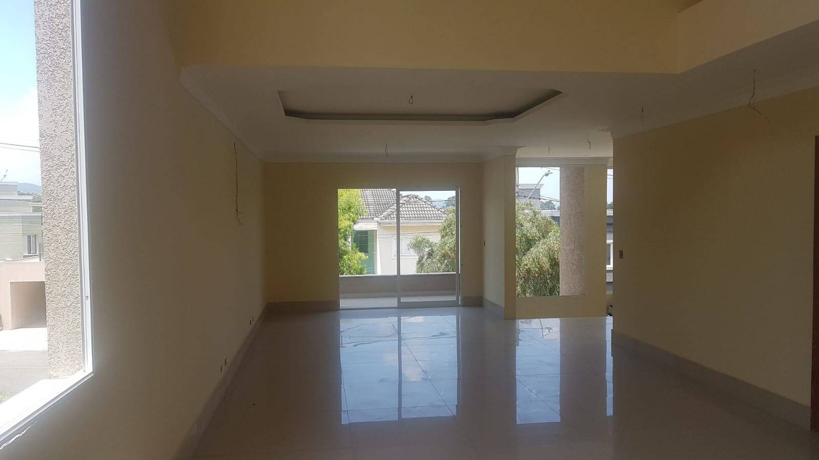 Casa de Condomínio à venda com 4 quartos, 360m² - Foto 4