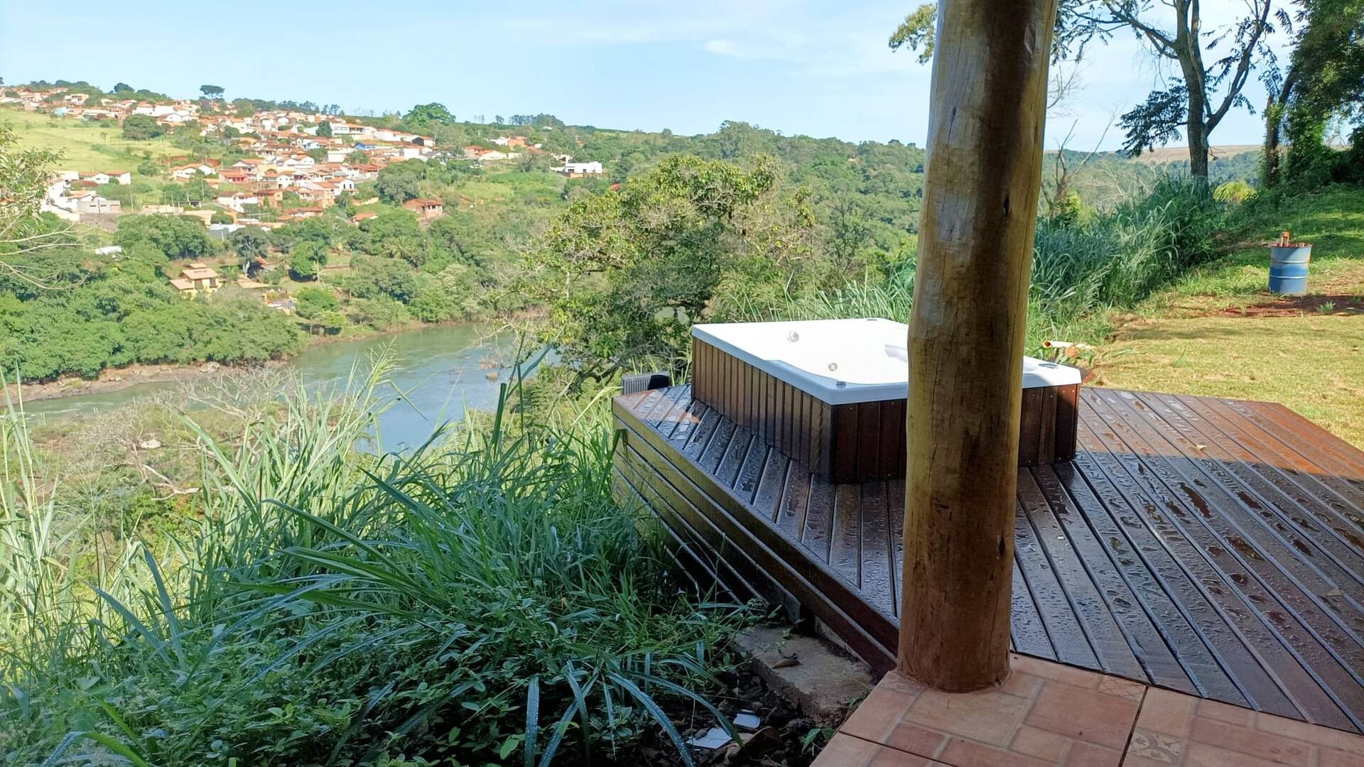 Fazenda à venda com 13 quartos, 24200m² - Foto 1