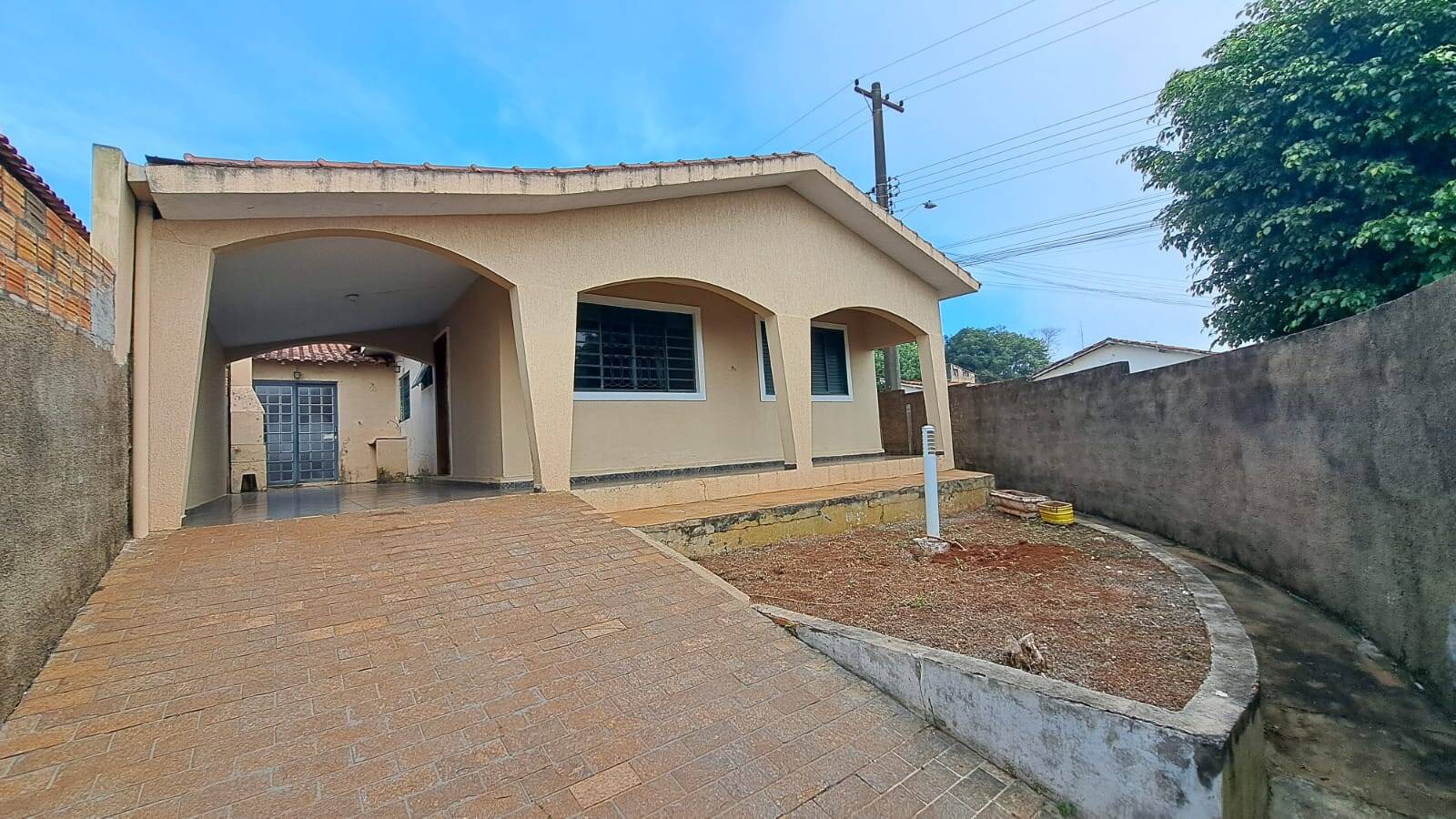 Casa à venda com 3 quartos, 140m² - Foto 3