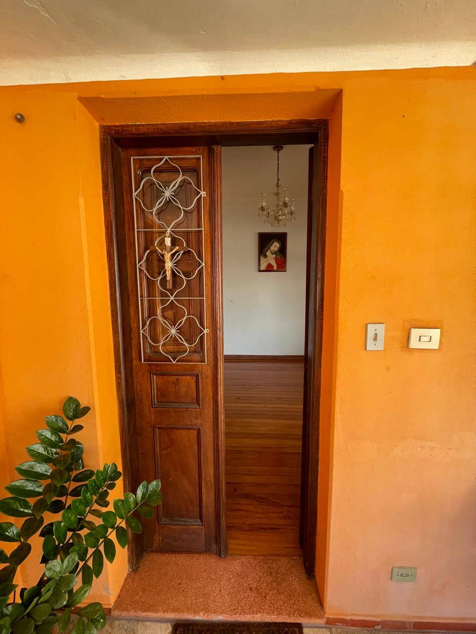 Casa à venda com 2 quartos, 260m² - Foto 4