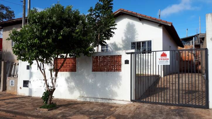 Casa à venda com 2 quartos - Foto 1